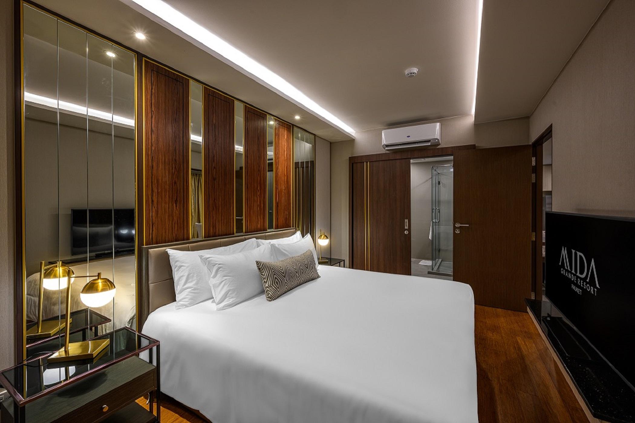 Mida Grande Resort Phuket Exterior photo
